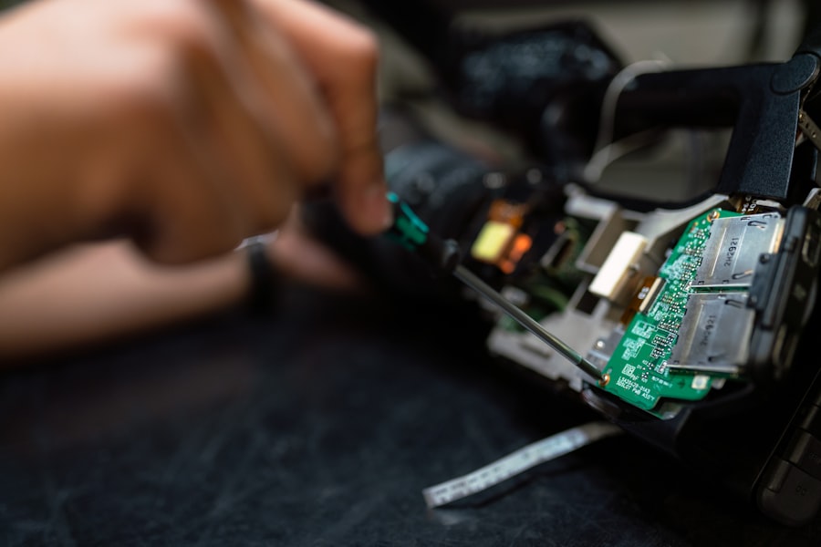 Bancada de assistência técnica e orientação em eletroeletrônicos